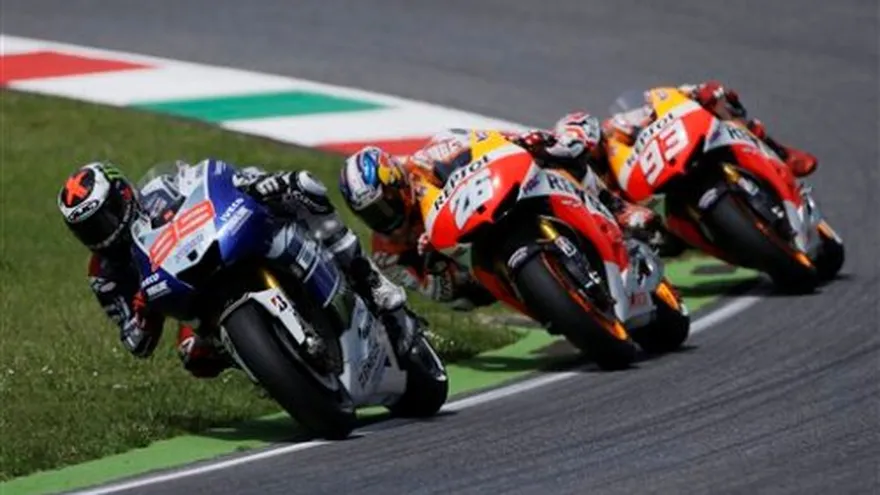 Lorenzo gana el Premio Italia Moto GP