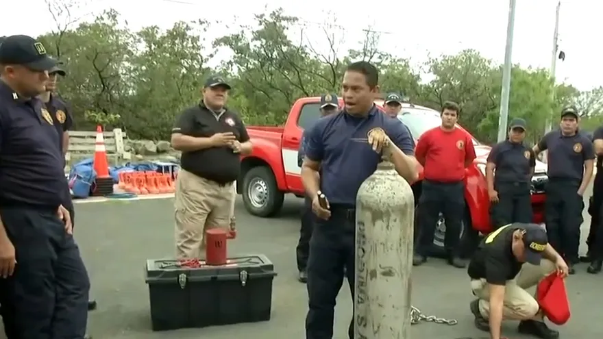 Bomberos se capacitan en emergencias de derrames químicos