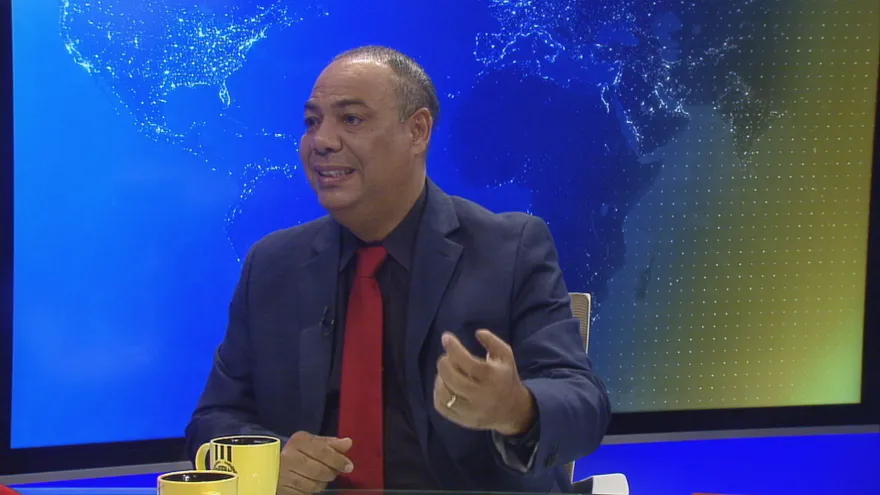 Diputado Javier Sucre proponente de la iniciativa.