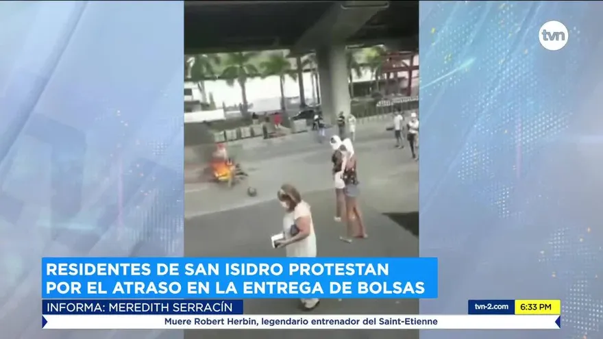 Residentes de San Isidro protestan por atraso en entrega de bonos y bolsas de comida