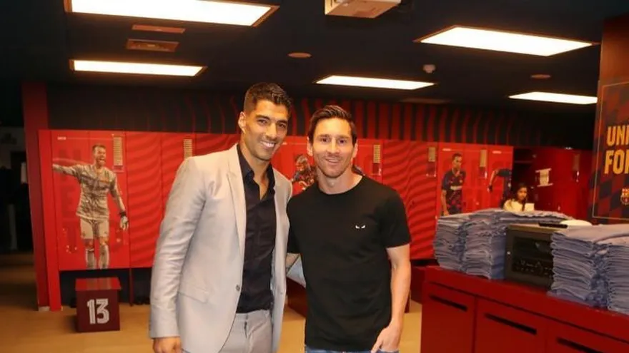 Messi se despide de Suárez con crítica a la dirección del Barça