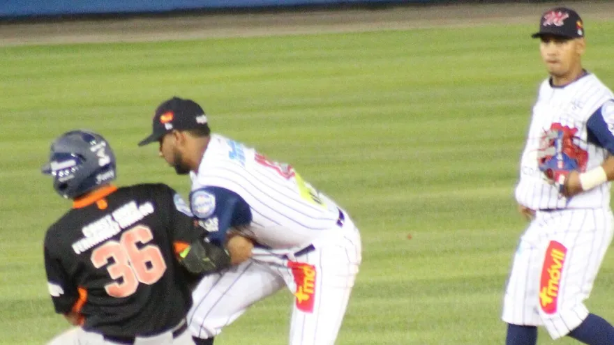 Bocas vs. Metro, duelo por el comando del Nacional Mayor