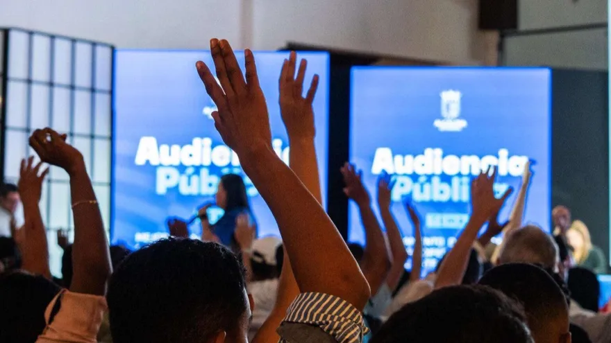 Audiencia Pública en Teatro Gladys Vidal