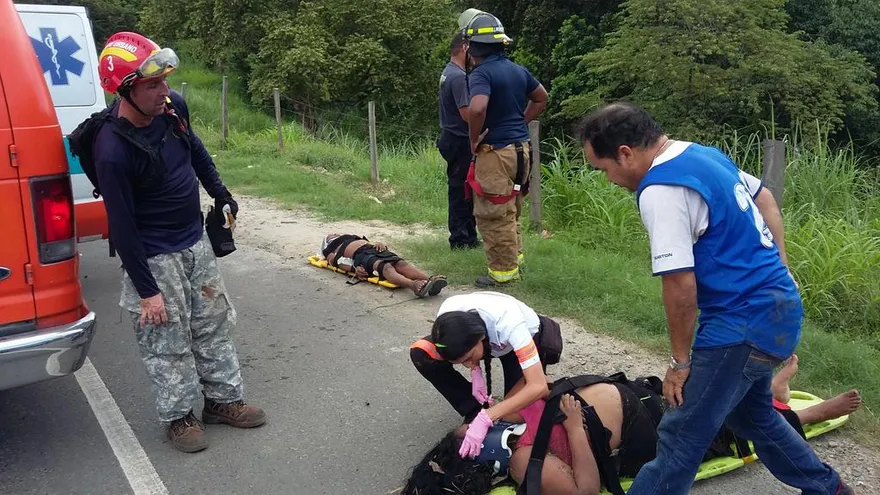 Se reportaron cinco heridos.