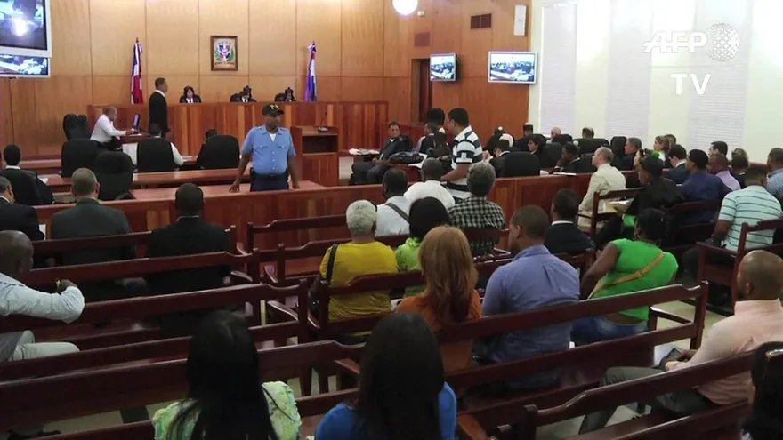 Pilotos franceses condenados en R. Dominicana están en Francia