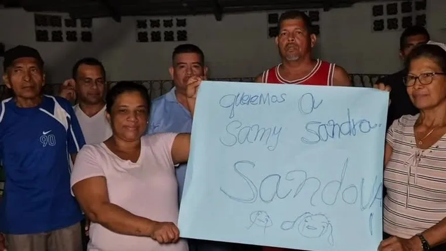 Residentes de Los Uveros piden el regreso de la tradicional 'Amanecida' de Año Nuevo con Samy y Sandra Sandoval