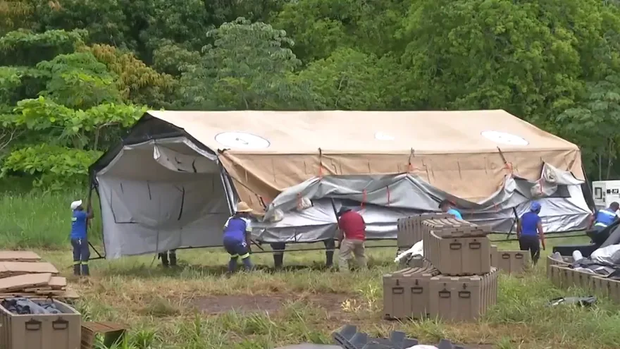 Instalan unidades médicas móviles en la Calzada de Amador