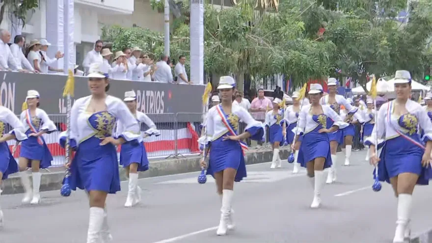 Desfiles en la Vía España