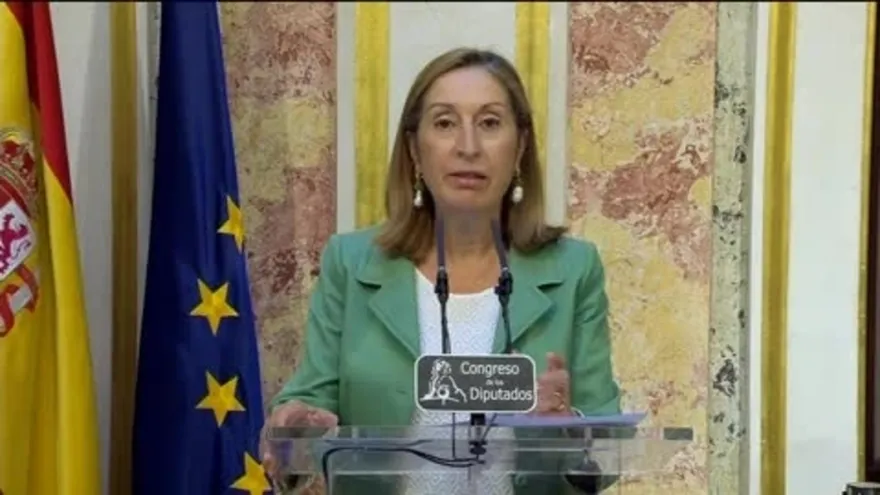 Sin apoyo suficiente, Rajoy acude al Congreso para ser reelegido