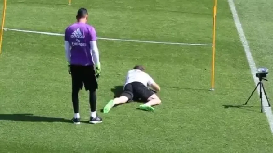 Curioso entrenamiento para Keylor Navas