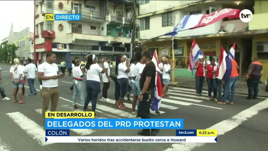 Delegados del PRD protestan en Colón