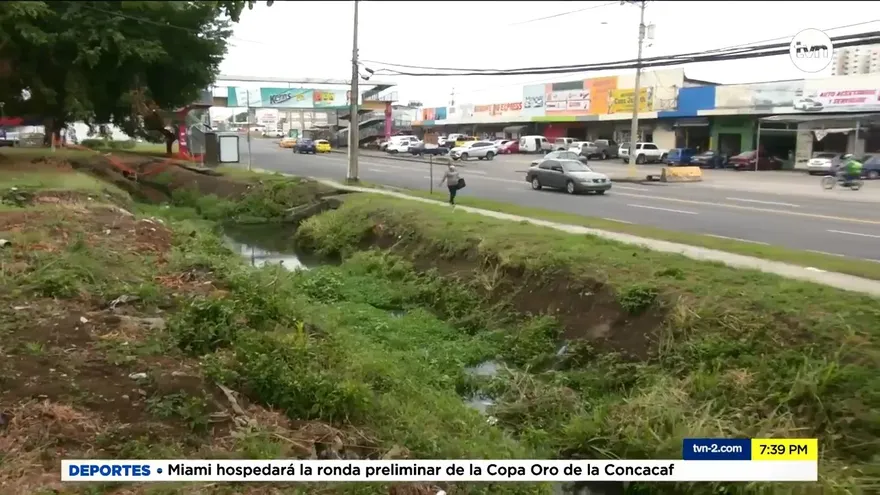 Drenajes y quebradas tapados