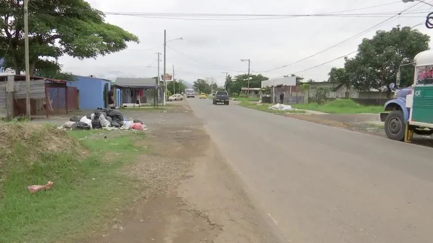 Inseguridad y basura: los males de Las Garzas de Pacora