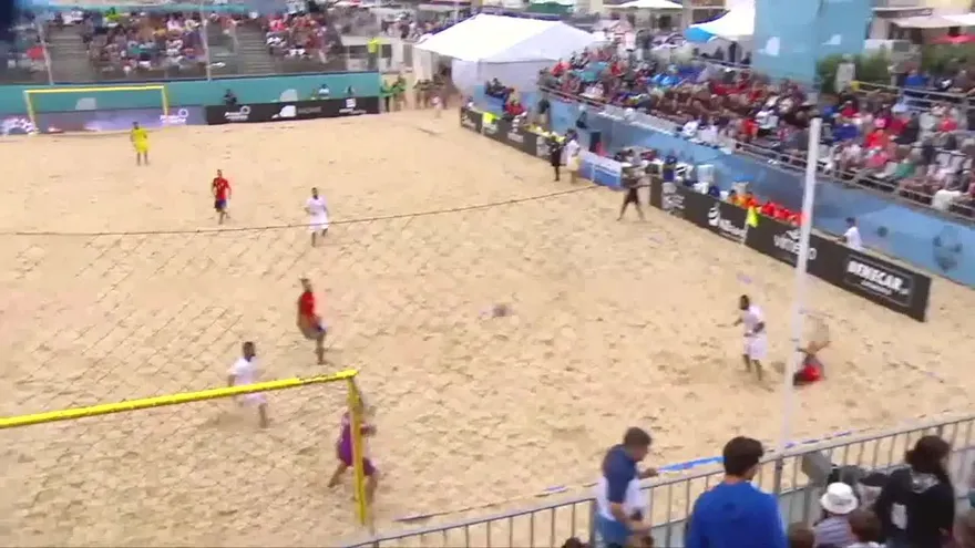 Gilberto Rangel, nominado al mejor gol de año en fútbol playa