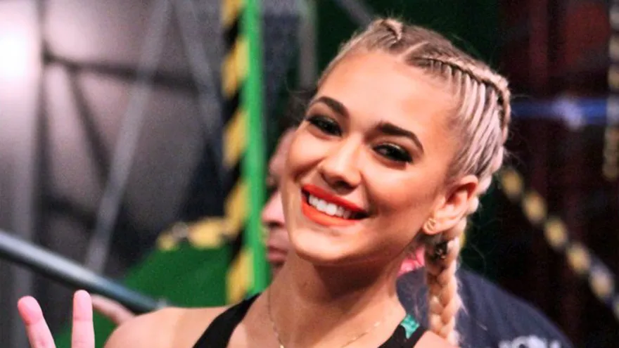 Los ofensivos comentarios de una modelo argentina que le costaron la expulsión