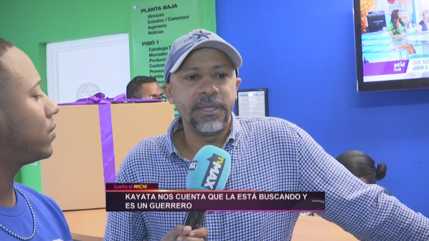 Kayata vendería plátanos en la calle para llevar el sustento a casa