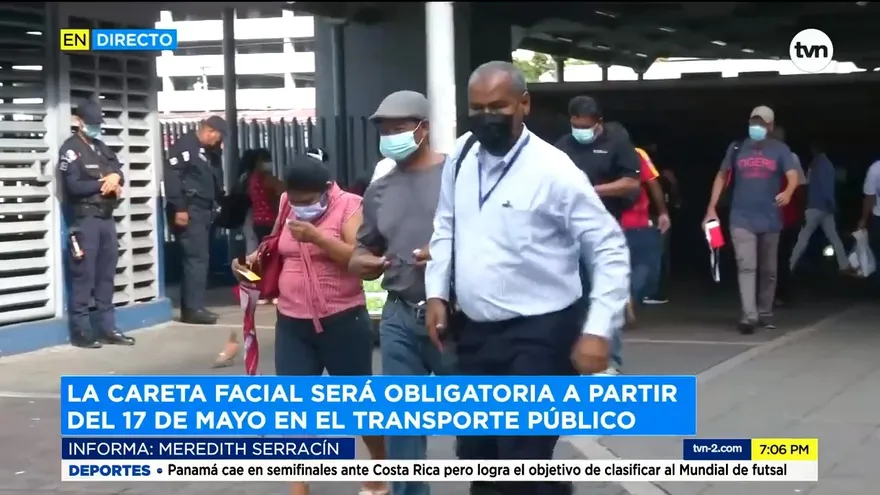 Careta en el transporte público