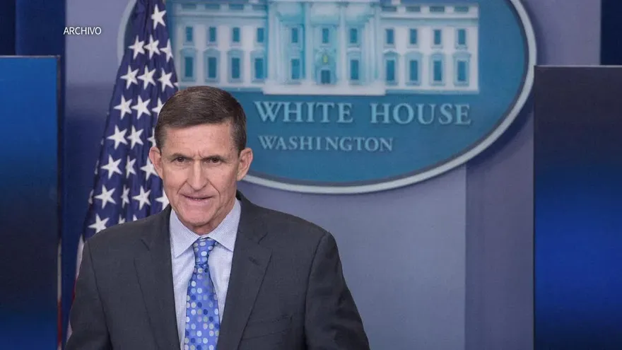 Renuncia Michael Flynn, consejero de seguridad nacional de Trump