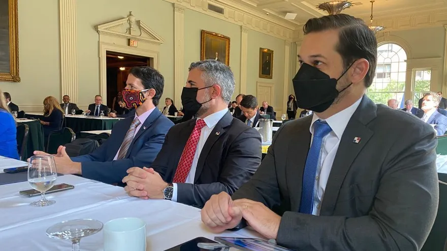 Ministros de Estado en gira por Estados Unidos.