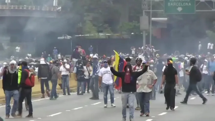 Diputada opositora pide el cese de represión en Venezuela