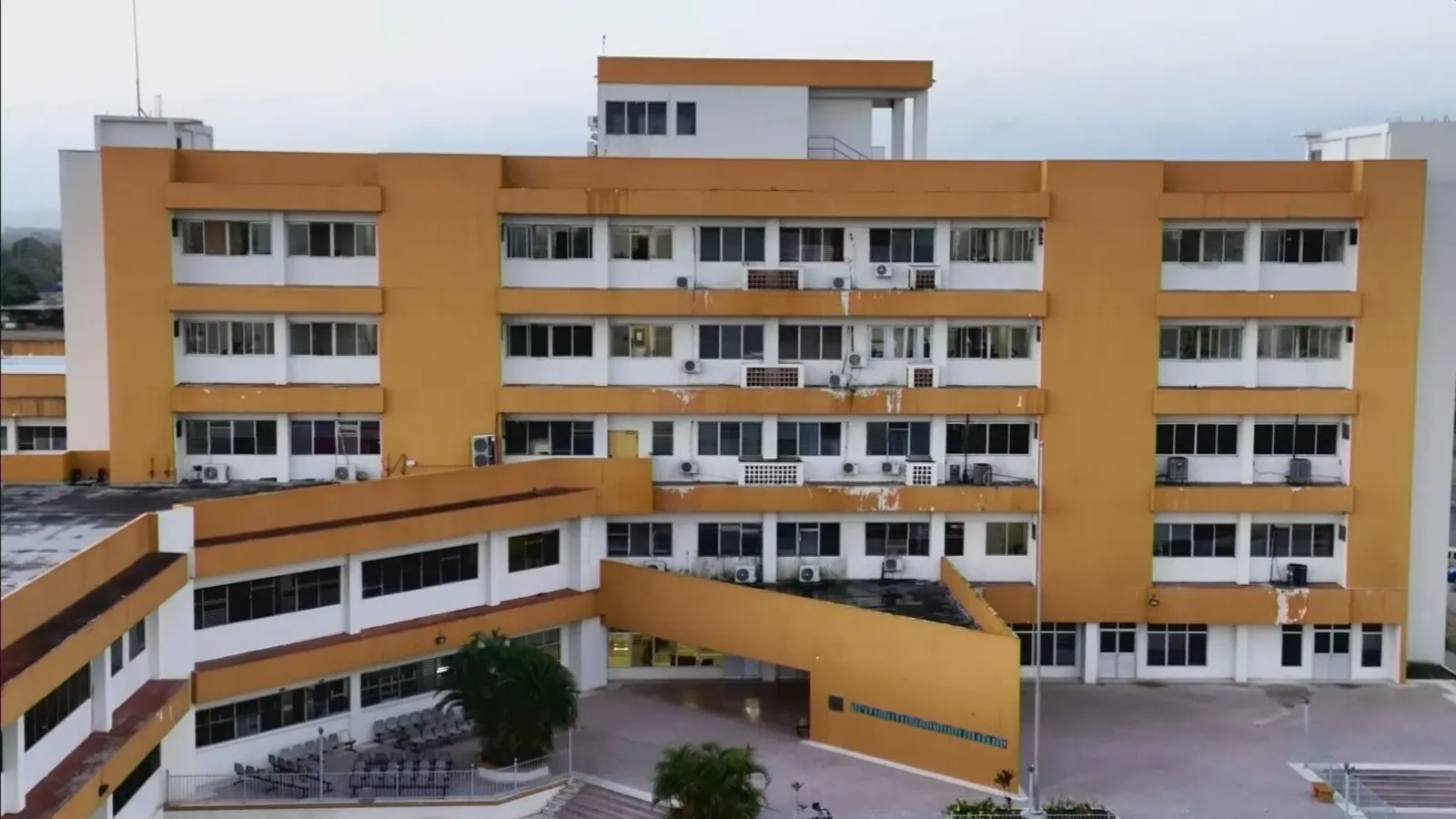 PARO DE MÉDICOS: Ministro Sucre informó sobre situación del Hospital  Nicolás Solano - Nacionales | Tvn Panamá