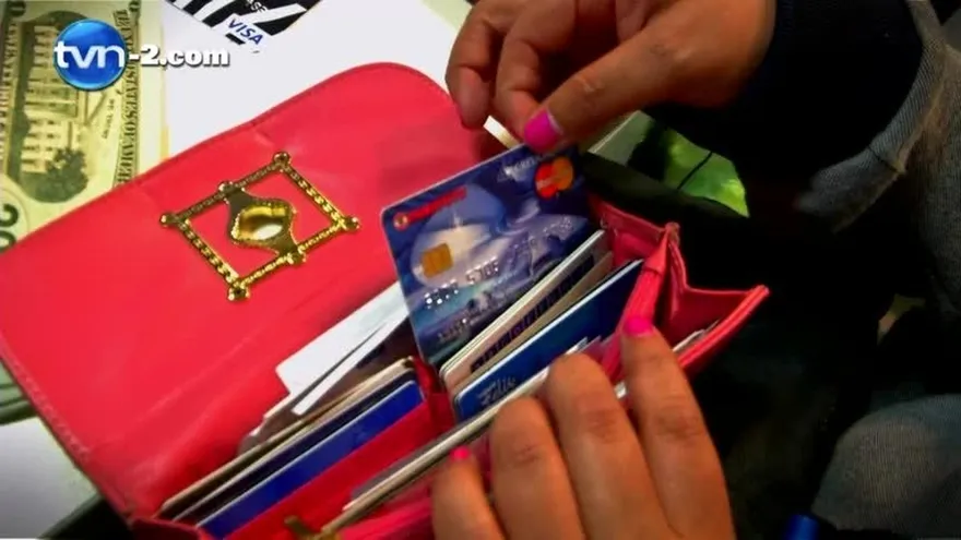 TVN Investiga: Endeudados por el consumismo