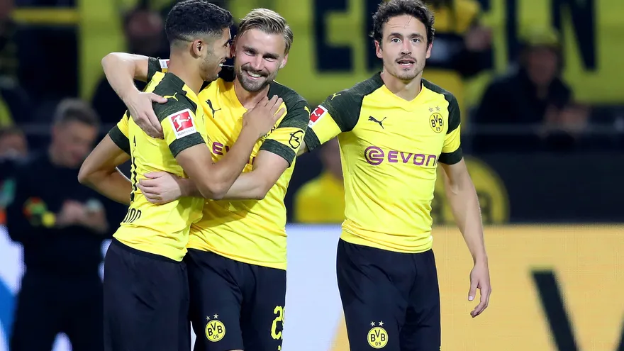 Dortmund le hace un siete al Núremberg y se acerca al Bayern | Agencia