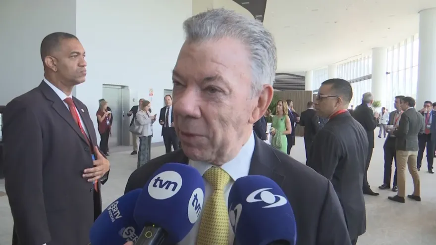 Panamá es clave para unir a la región, destaca expresidente colombiano Juan Manuel Santos