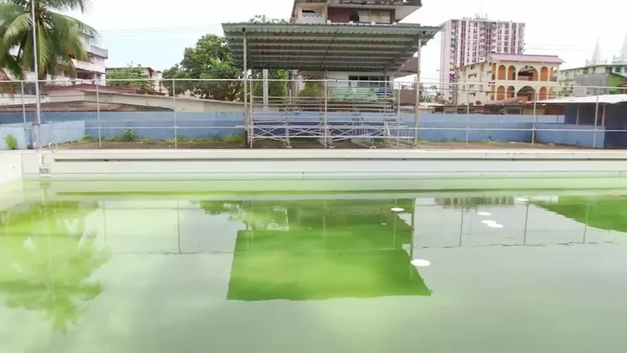 Infraestructuras deportivas de Colón en completo olvido