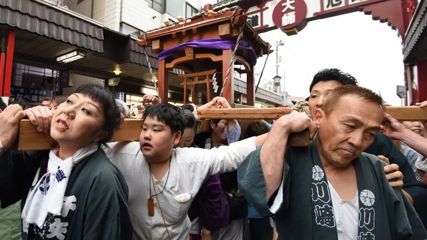 Es una de las fiestas más peculiares del Japón donde se deja de lado el pudor y se rinde homenaje a la fertilidad.