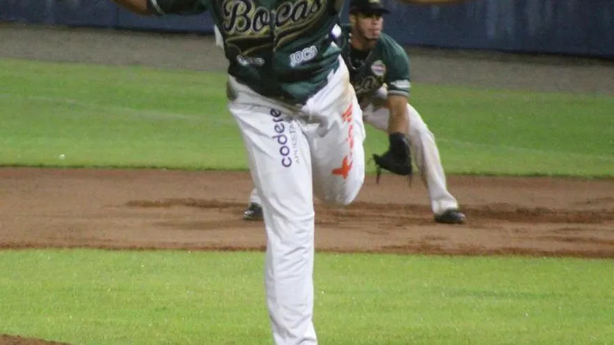 Rafael Rodríguez brilla desde el montículo y Bocas jugará la final ante Chiriquí