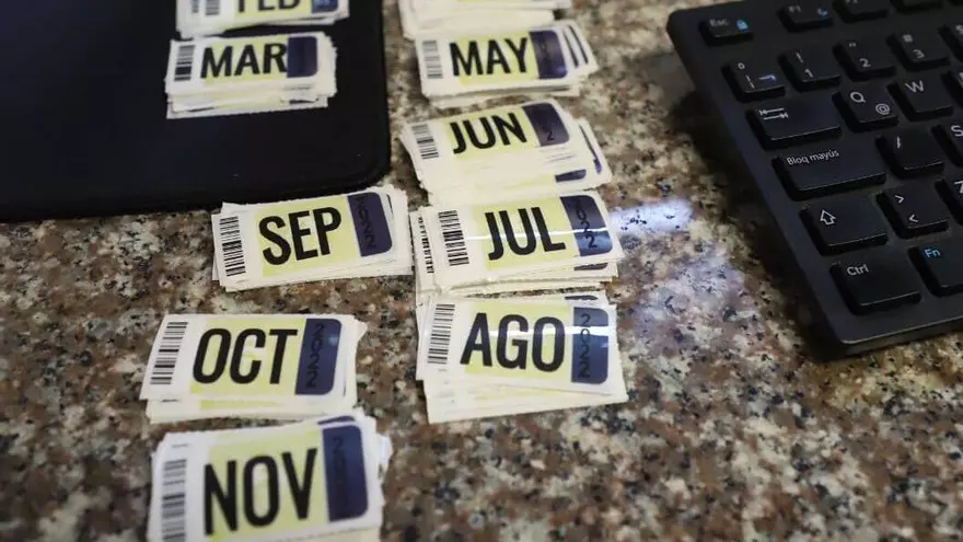 Alcaldía de Panamá anuncia entrega de placas y calcomanías de agosto.