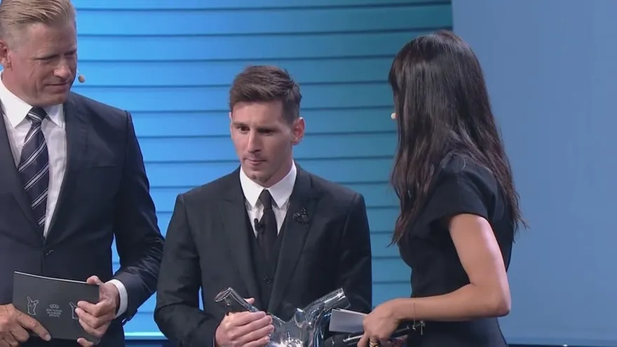 Leonel Messi se llevó el galardon mejor jugador de europa