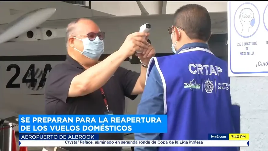 Colocarán pediluvios al entrar y salir de los aviones y helicópteros