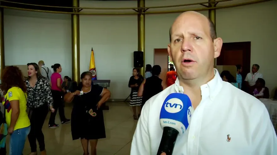 Colombianos en Panamá escogen a su nuevo presidente
