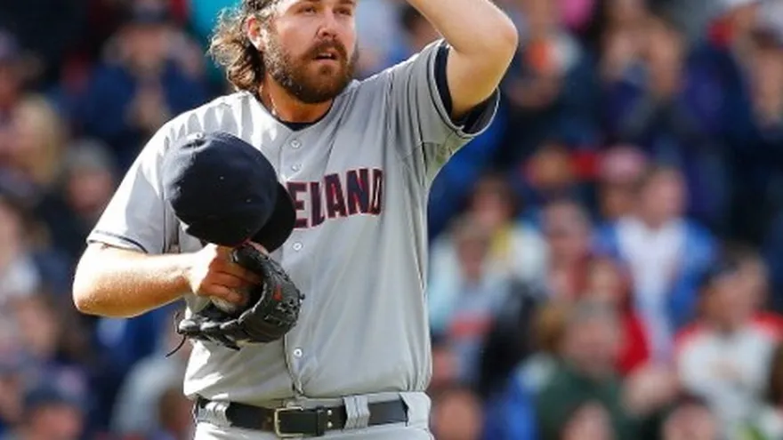 Chris Pérez es acusado por posesión de marihuana