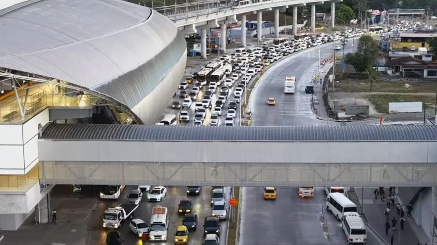 Estación de la Línea 1 del Metro de Panamá.