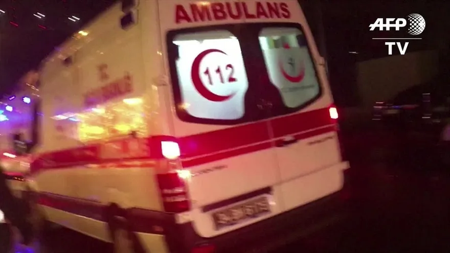 Al menos 35 muertos en un atentado en una discoteca de Estambul