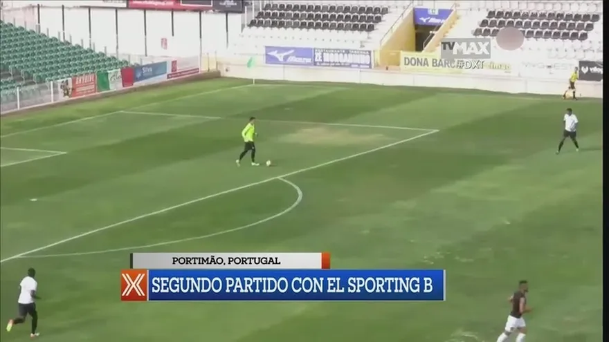 Fidel Escobar jugó 60 minutos como titular en el Sporting B