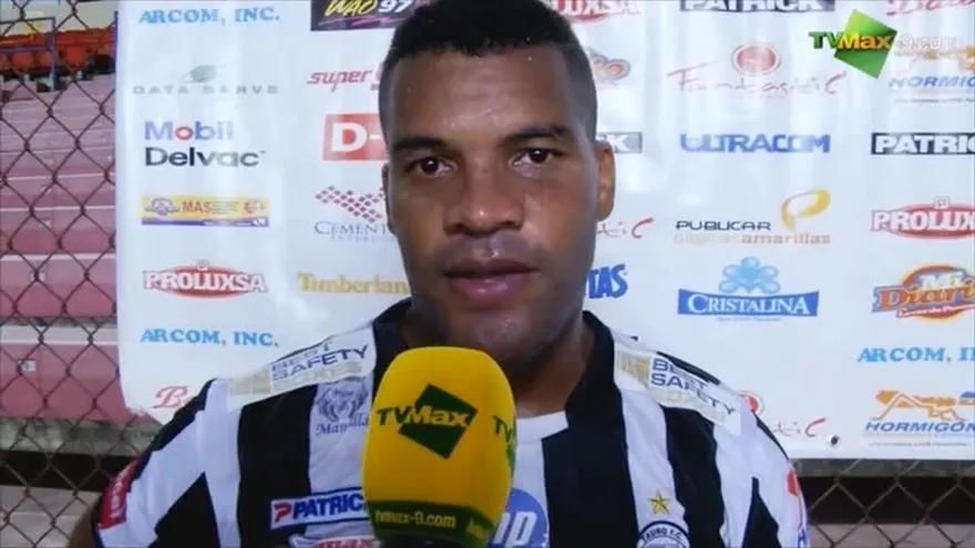 Luis Moreno autor del gol del triunfo de los taurinos