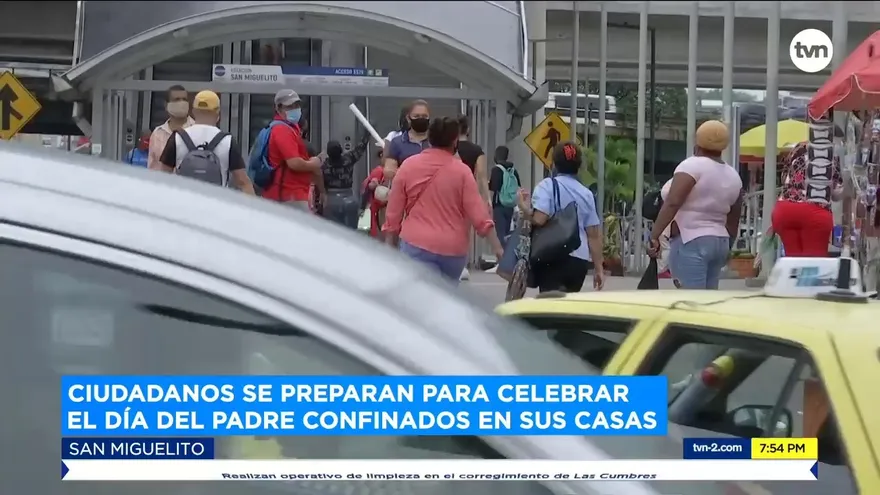 Se preparan para celebrar el Día del Padre confinados en sus casas