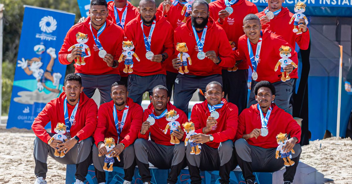 Juegos Centroamericanos Guatemala 2025| Panamá captura la medalla de plata en fútbol playa