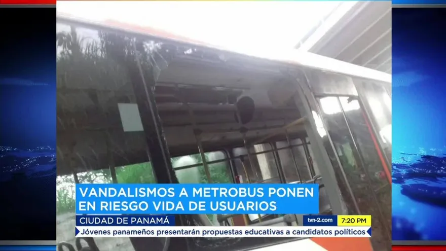 Vandalismo a unidades de Metrobús ponen en riesgo vida de usuarios