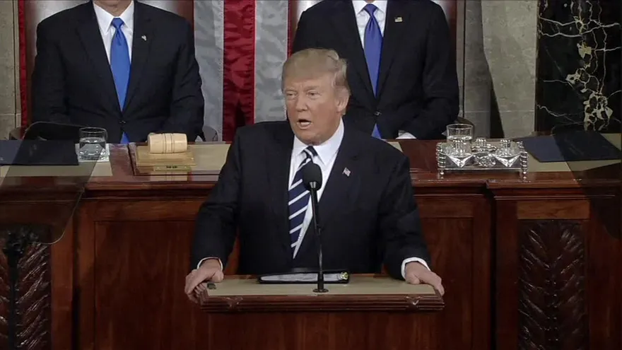 Trump ofrece primer discurso oficial ante el Congreso