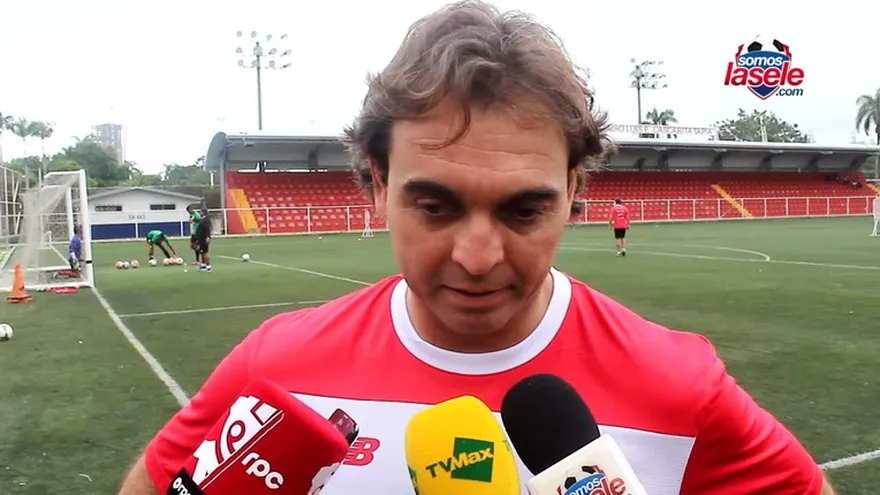 Leonardo Pipino, entrenador de la Sele Preolímpica adelanta amistosos en México