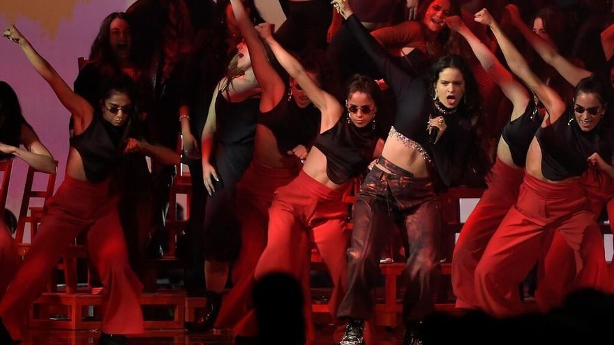 Rosalia en los premios MTV EMA.