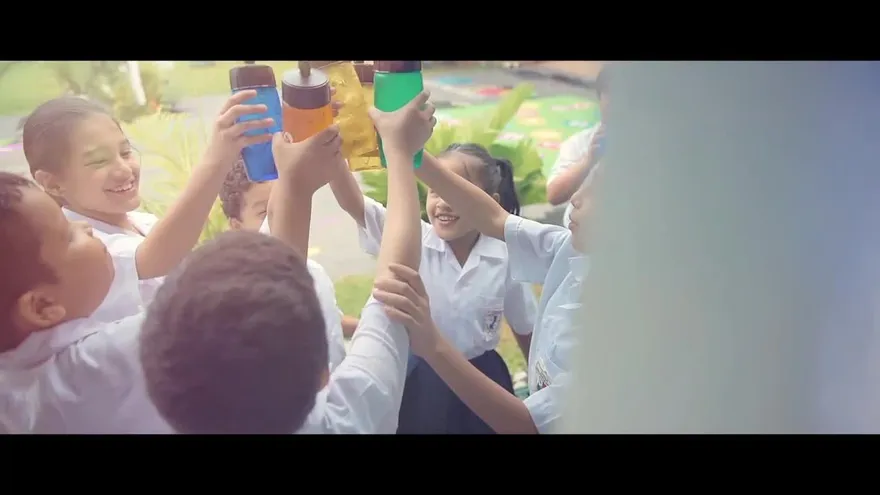 NESTLÉ: UNIDOS POR NIÑOS SALUDABLES