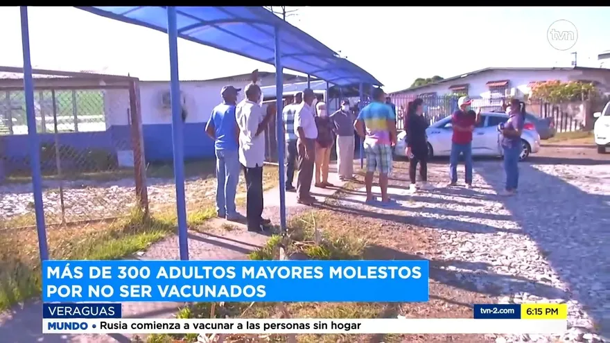 Adultos mayores molestos por manejo de vacunación en Veraguas