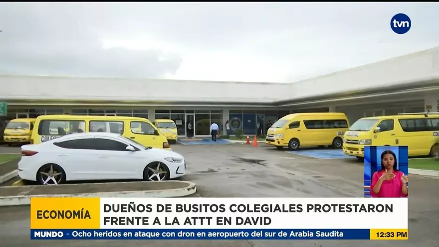 Dueños de buses colegiales en Chiriquí salieron nuevamente a protestar