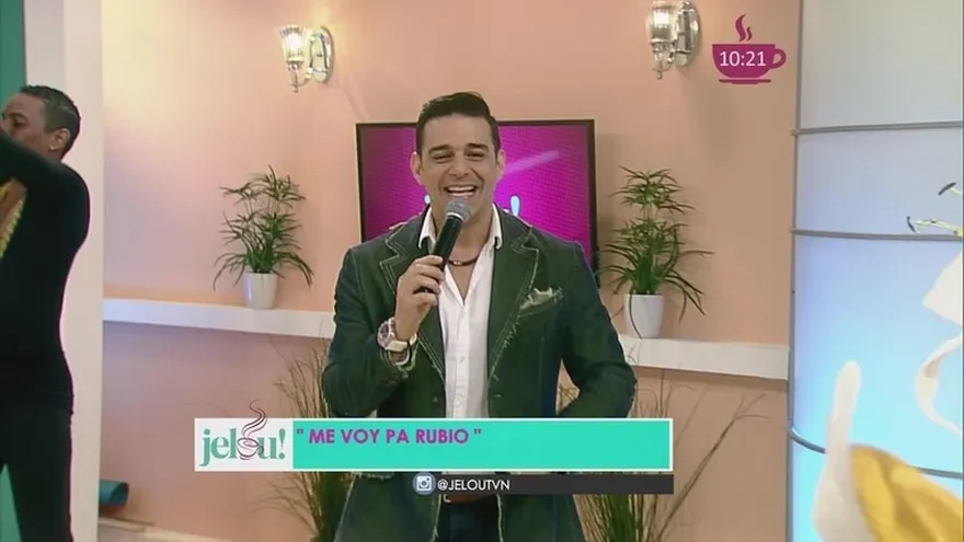 El famoso cantante venezolano "Jesús Alberto" presentó su nuevo tema en Jelou